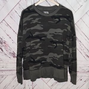 Time and Tru Camouflage Pullover Sweatshirt
